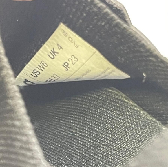 Like New ON Running Women's Black Cloudswift Sneakers, Size 6 - Picture 3 of 6